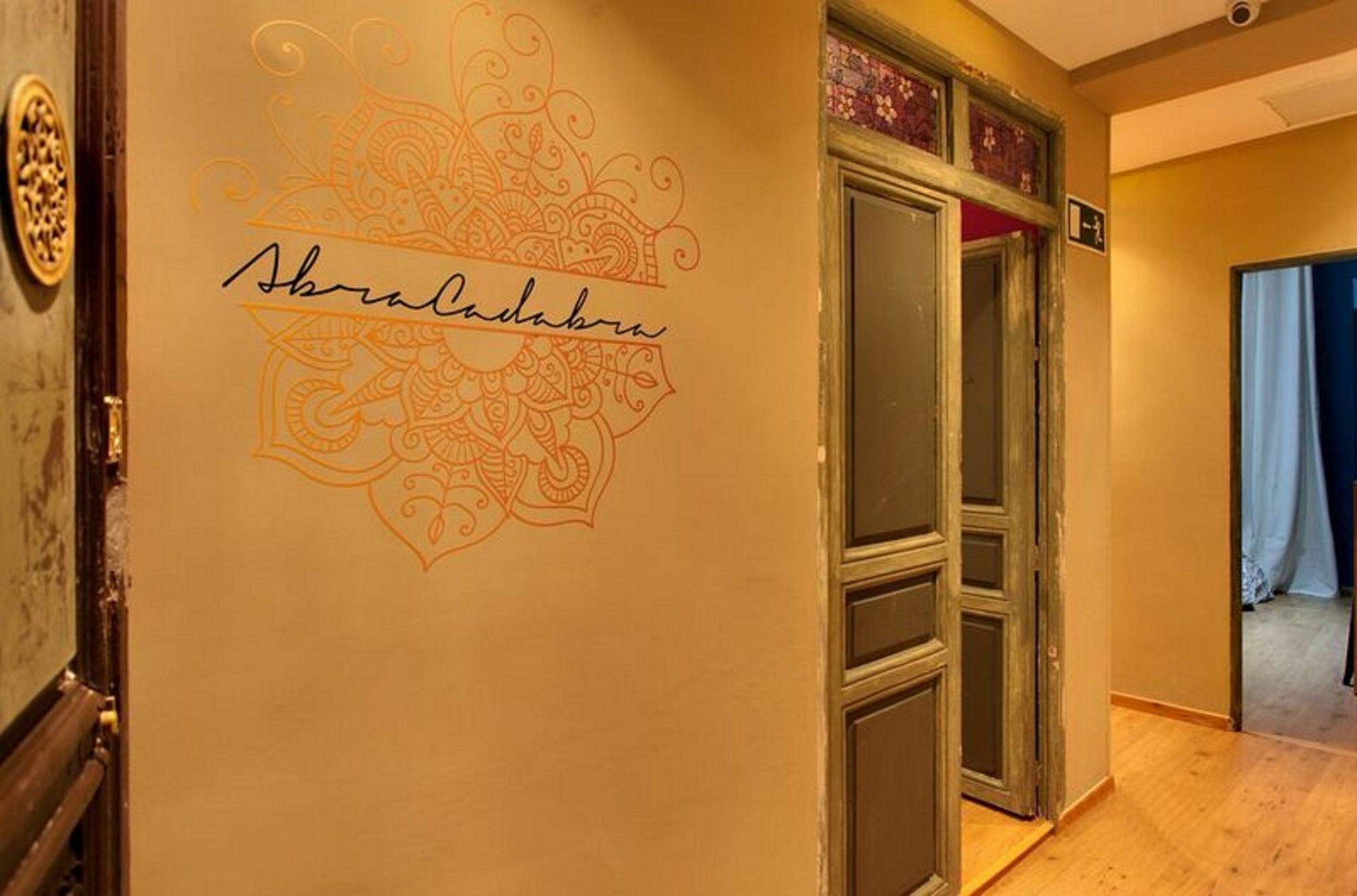 Abracadabra Suites Madrid Exterior photo